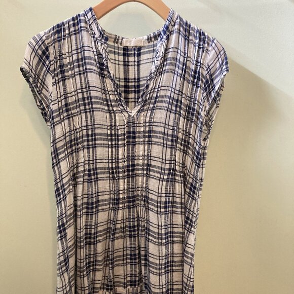 CP Shades Lightweight Linen Tunic - Picture 1 of 3